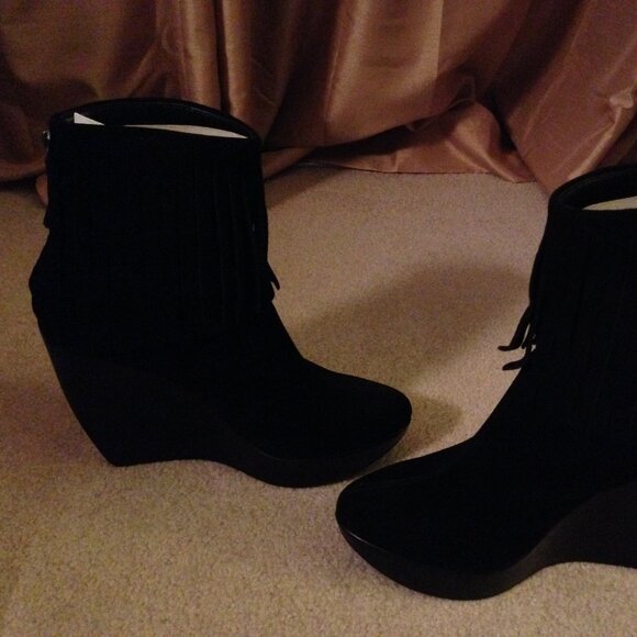 Fringed Suede Wedge Boots by Tapeet Vicini by Giuseppe Zanotti - Picture 3 of 7